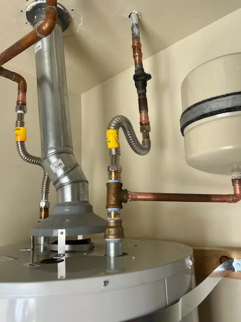 Water heater installation and plumbing repair in Old Villa Rica